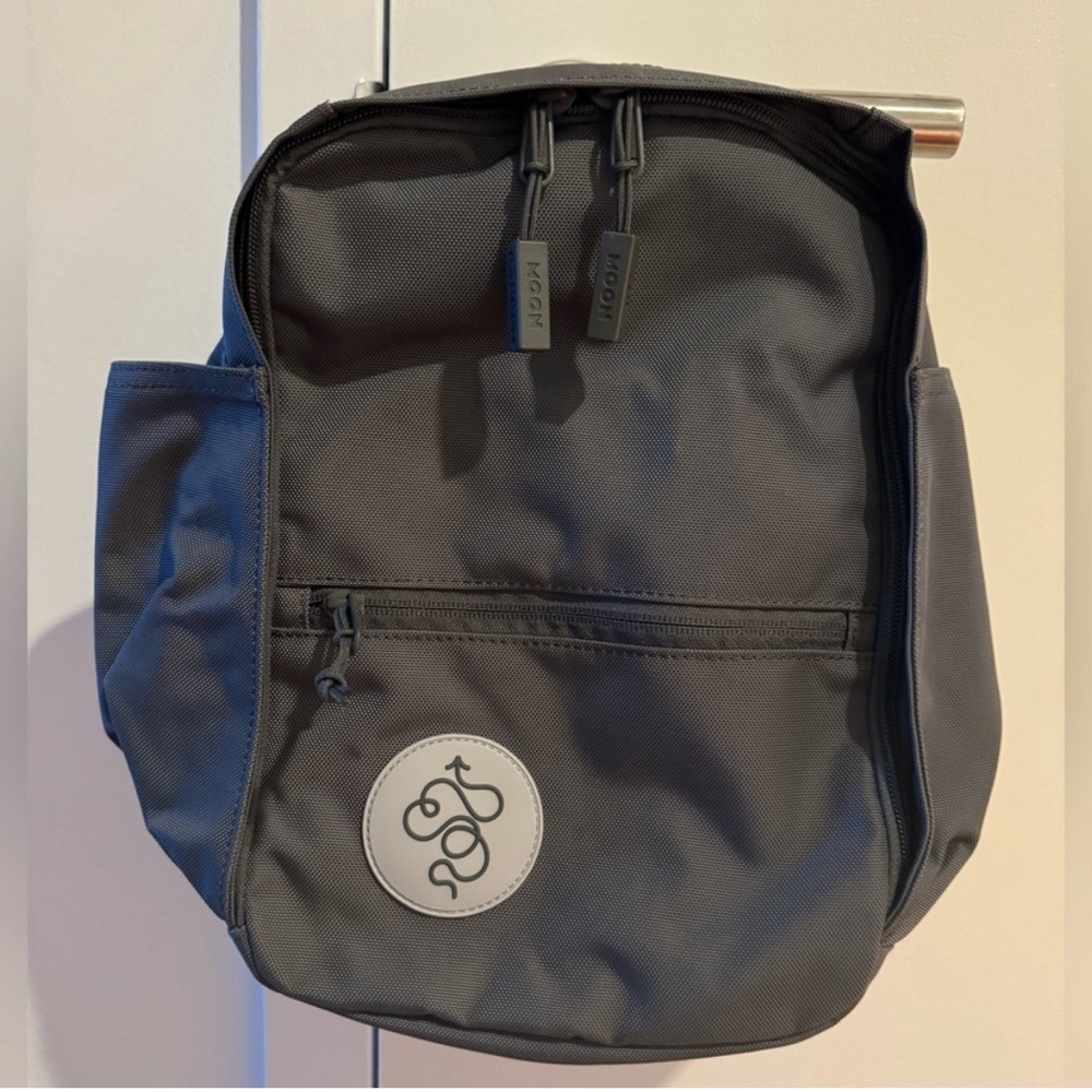 NWT Baboon to the Moon Backpack Mini 8L available in grey